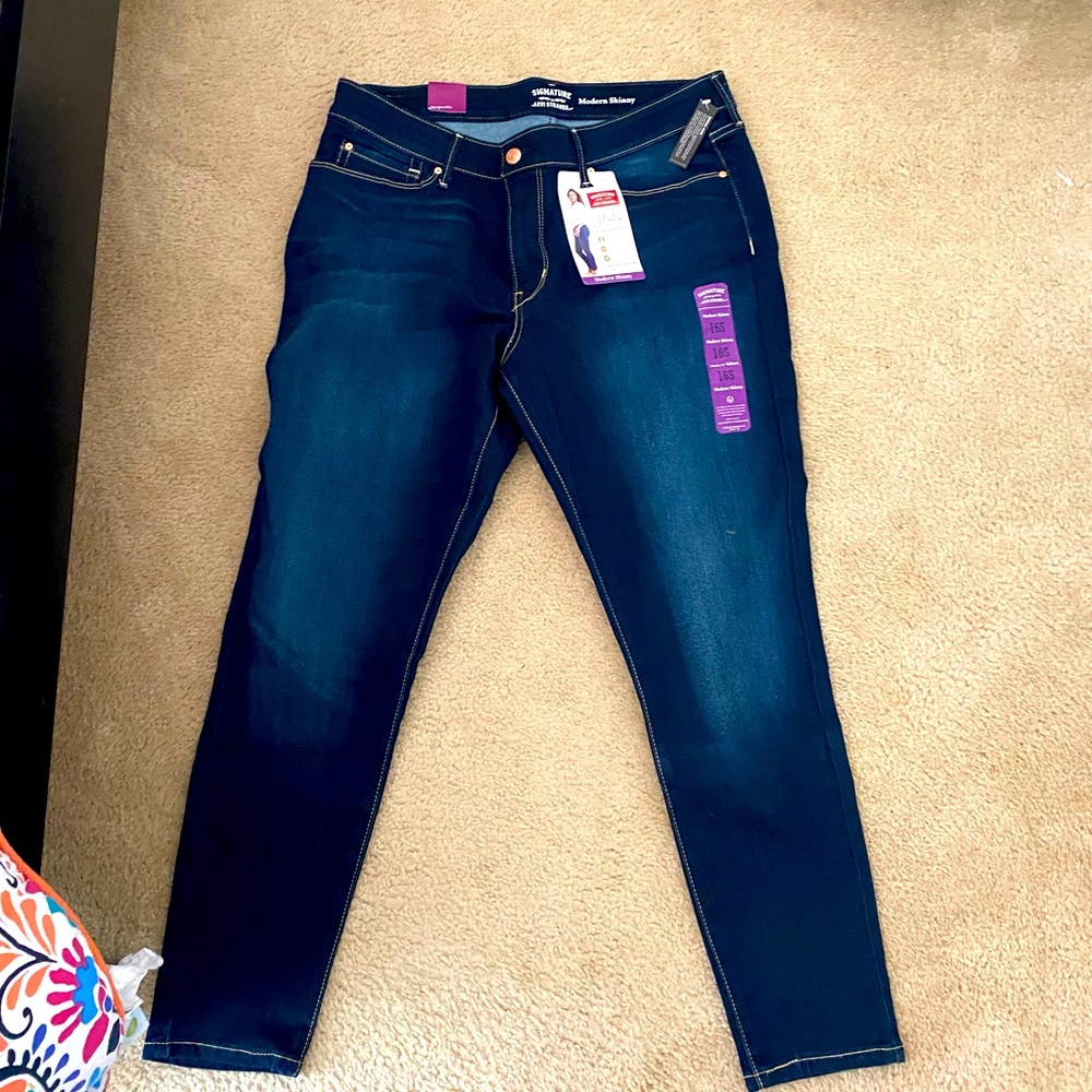 Levi, size 16 skinny jeans